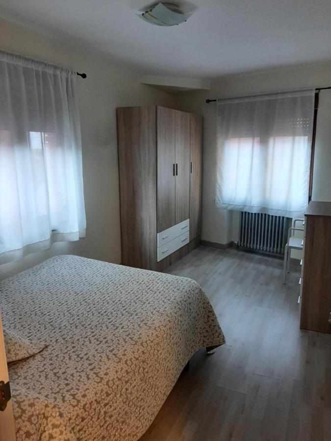 Piso Con Terraza En Felechosa Apartment ภายนอก รูปภาพ